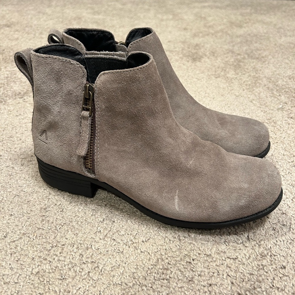 Abeo Taupe Suede Ankle Boots